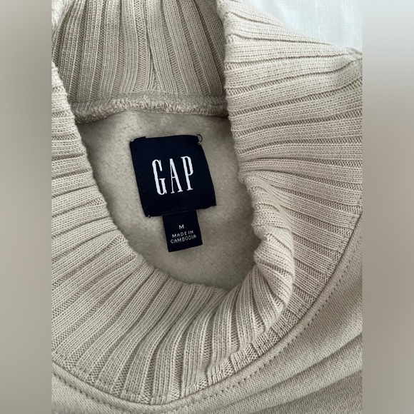 Gap mockneck sweater - Picture 3 of 3